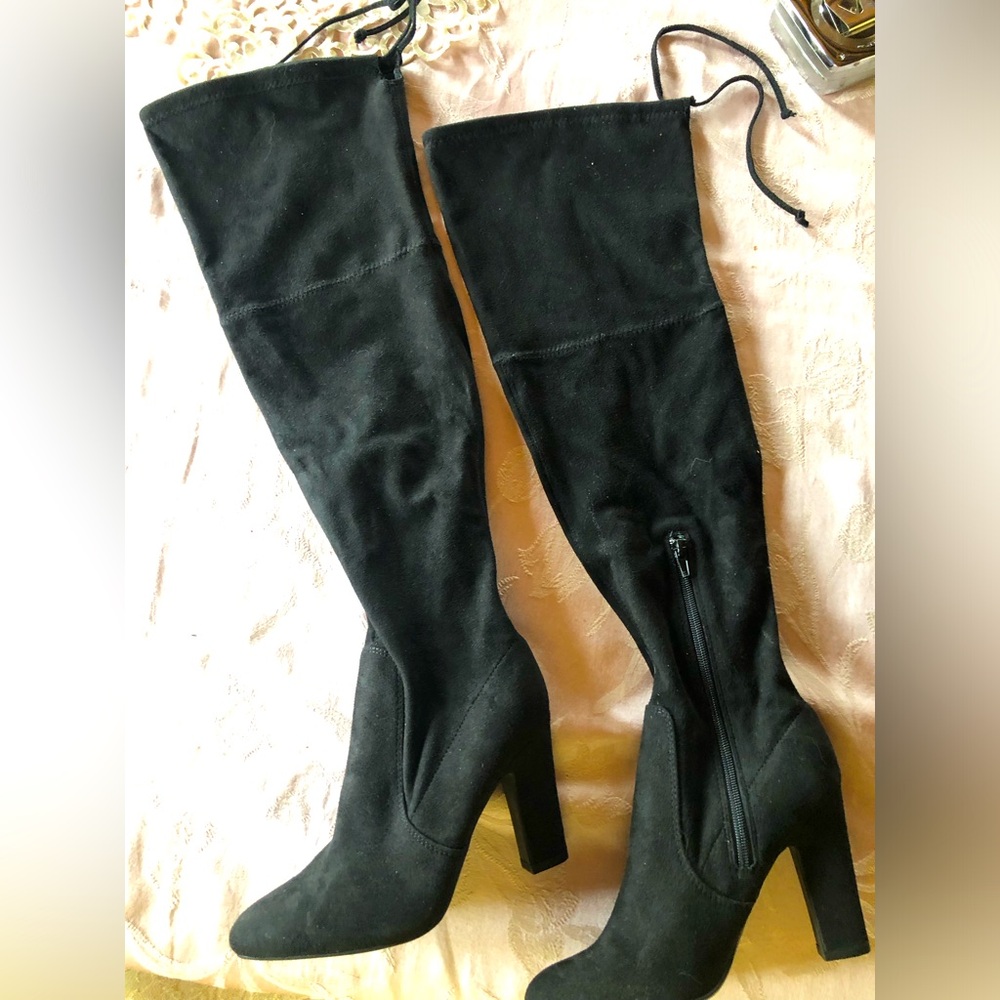 Beautiful Black Suede Boots Size 7 1/2 M